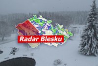 Tvrdý návrat zimy do Česka: Na Šumavě napadlo 36 cm a chumelí se dál, sledujte radar Blesku