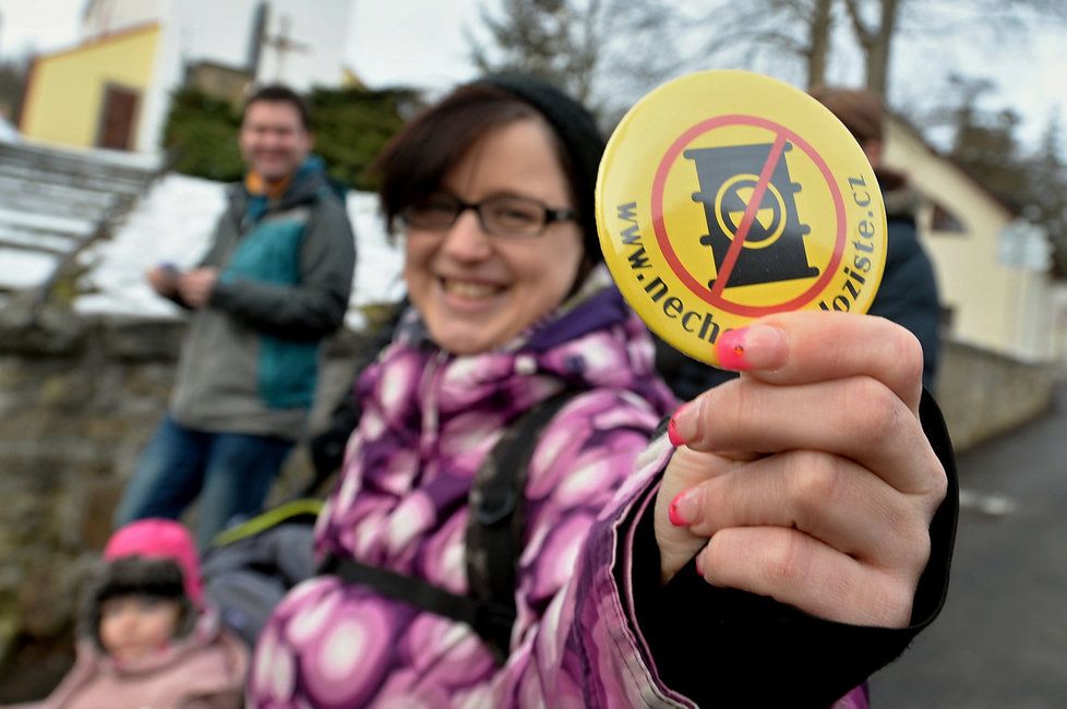 Protestní pochod proti úložišti jaderného odpadu na Šumavě (leden 2016)