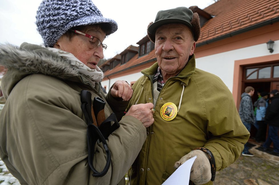 Protestní pochod proti úložišti jaderného odpadu na Šumavě (leden 2016)