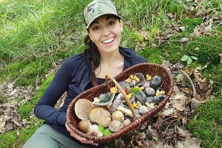 Populární Šumavská houbička: Dokážu naplnit košík houbami po celý rok, recepty jsou často velká improvizace