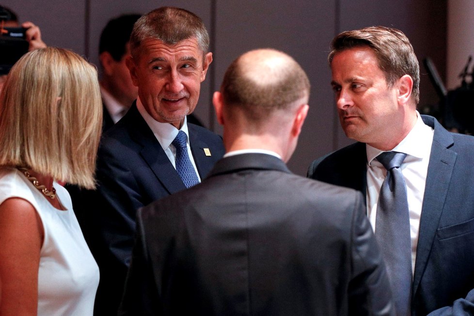 Summit EU v Bruselu: Federica Mogherini, Andrej Babiš,  Xavier Bettel a  (30.6.2019)