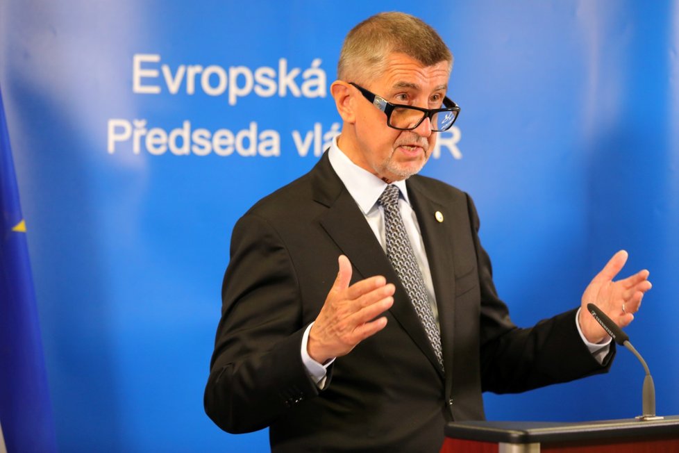Český premiér Andrej Babiš na evropském summitu v Bruselu (20. 7. 2020)
