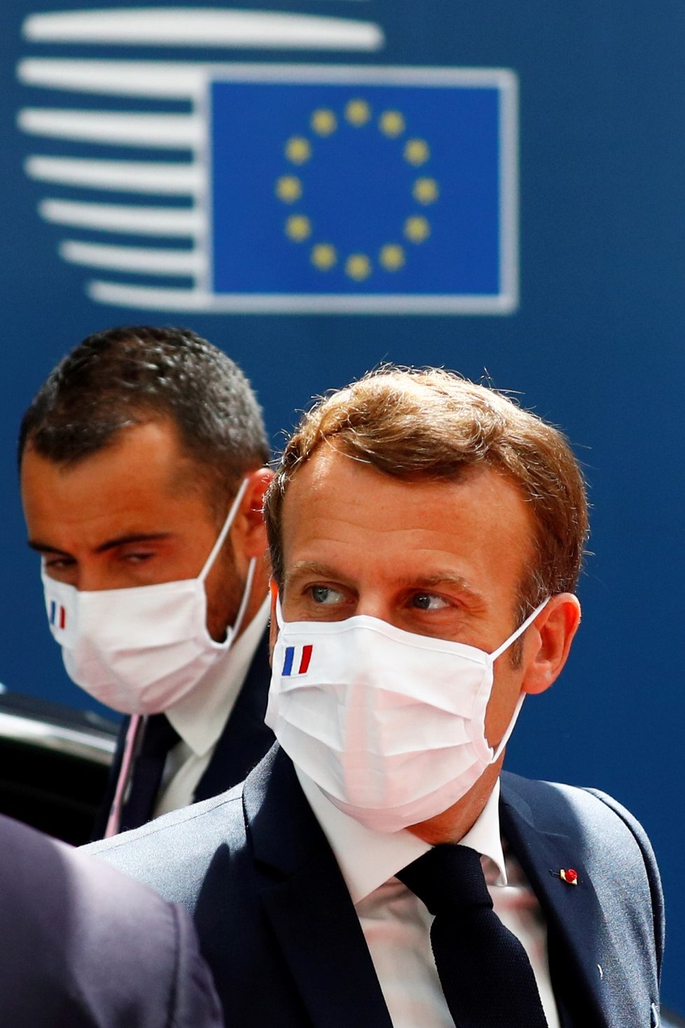 Francouzský prezident Emmanuel Macron na evropském summitu v Bruselu (20. 7. 2020)