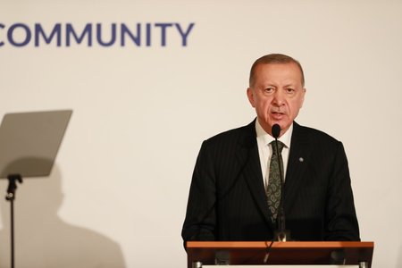 Prezident Turecka Recep Tayyip Erdogan na summitu na Hradě.