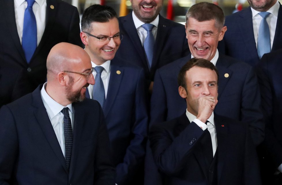 Summit EU v Bruselu: francouzský prezident Emmanuel Macron, předseda Evropské Rady Charles Michel, český premiér Andrej Babiš a slovinský premiér Marjan Sarec