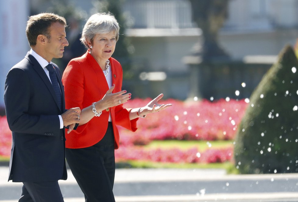 Summit lídrů EU v Salcburku. Na snímku britská premiérka Theresa Mayová a francouzský prezident Emmanuel Macron.