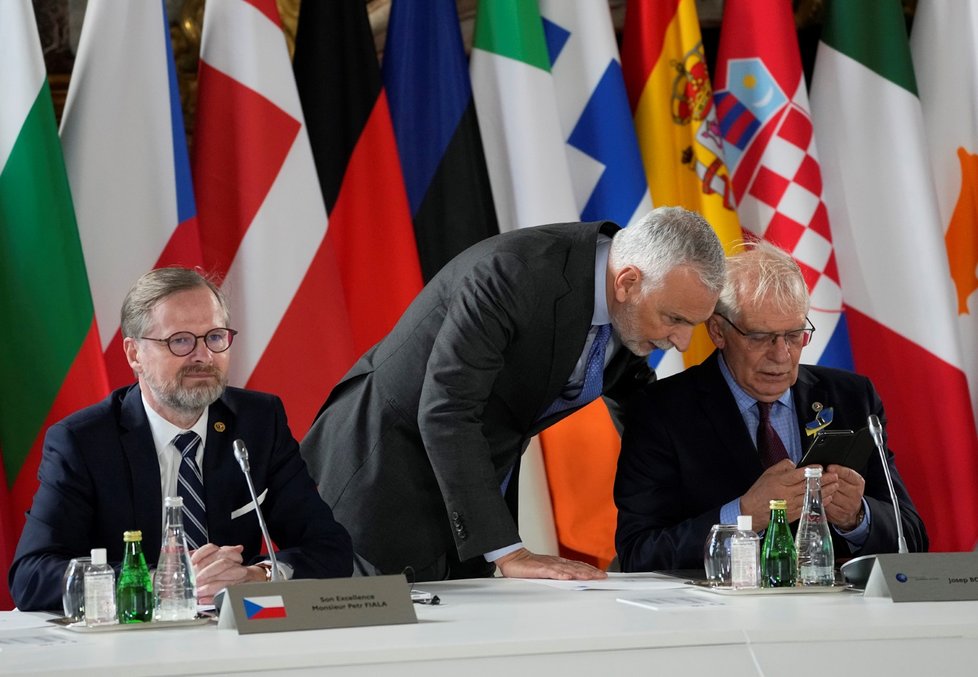 Lídři zemí EU zahájili summit ve Versailles (10. 3. 2022)