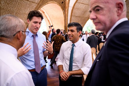 Summit G20 v Indonésii: Kanadský premiér Justin Trudeau a britský premiér Rishi Sunak (15.11.2022)