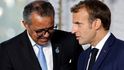 Summit ekonomik G20 v Římě: prezident Francie Emmanuel Macron a šéf Světové zdravotnické organizace Tedros Ghebreyesus