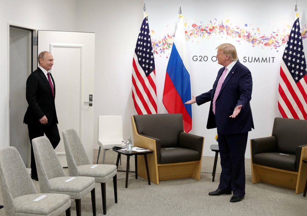 Lídři dvou světových velmocí: Donald Trump a Vladimír Putin na summitu G20