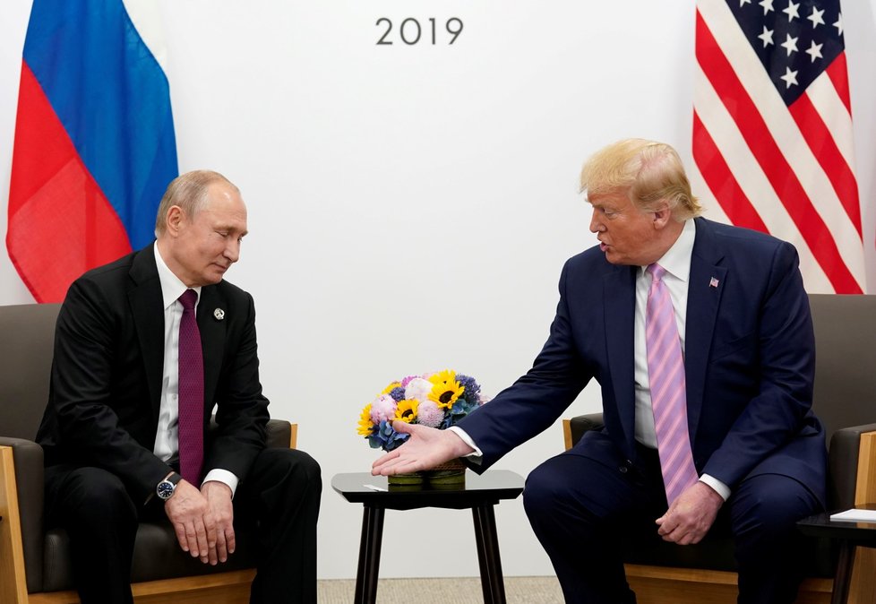 Lídři dvou světových velmocí: Donald Trump a Vladimir Putin na summitu G20