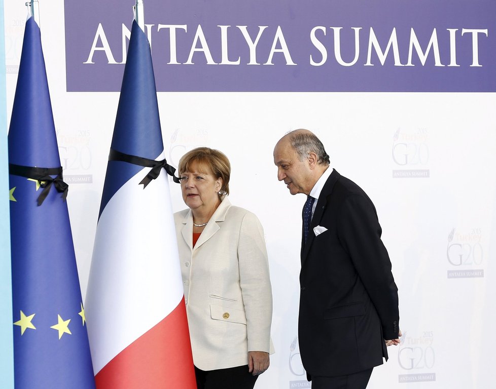 Summit G20 v Turecku: Angela Merkel a francouzský ministr zahraničí Fabius