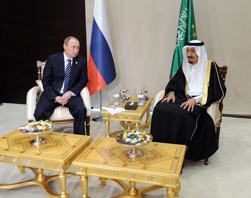 Summit G20 v Turecku: Vladimir Putin a saúdský král Salman