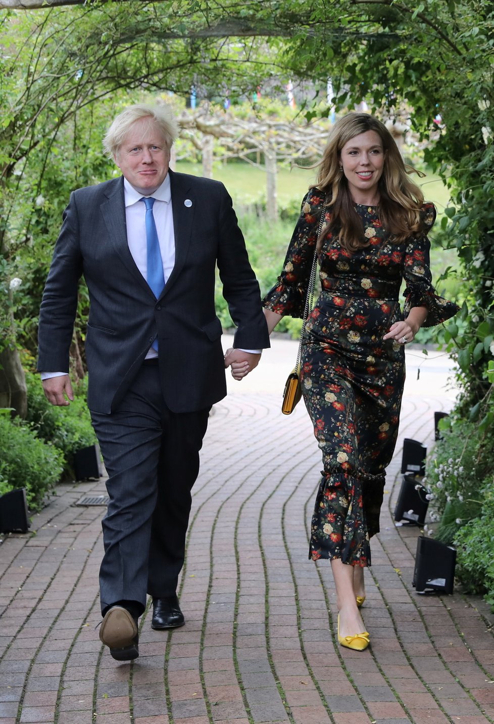 Summit G7: Boris Johnson s manželkou Carrie v Cornwallu hostili lídry skupiny G7.