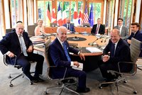 Setkání světových lídrů na bavorském zámku. Dorazil i Biden, státy G7 zakážou ruské zlato