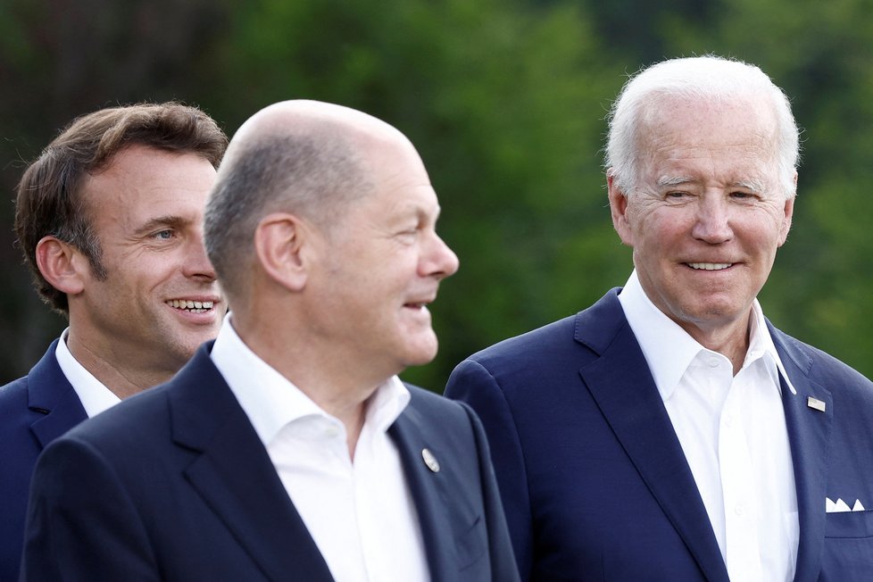 Summit G7 v Německu: Macron, Scholz a Biden