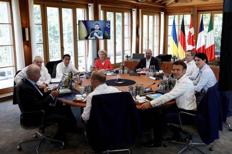 Sumit G7 - Joe Biden, Olaf Scholz, Justin Trudeau, Emmanuel Macron.