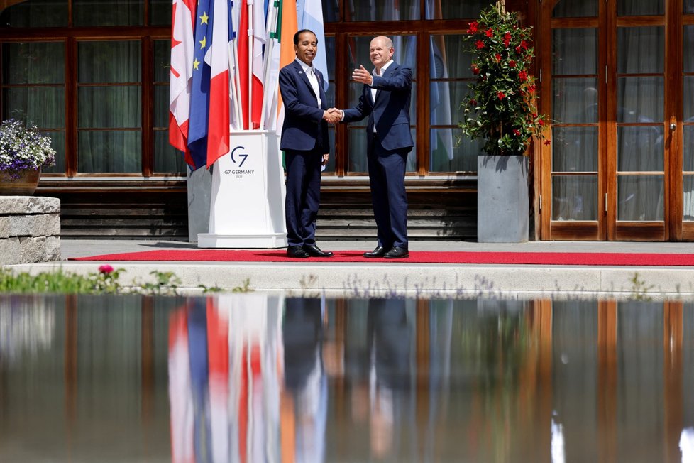 Summit G7 - Scholz a Joko Widodo. (27. 6. 2022)