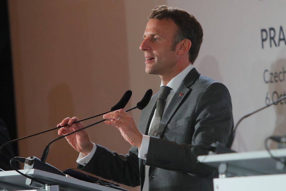 Emmanuel Macron v Jízdárně Pražského hradu (6. 10. 2022).