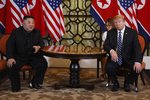 Summit v Hanoji mezi Donaldem Trumpem a Kim Čong-unem pokračuje. Hlavním tématem je denuklearizace, (28.02.2018)