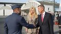 Odlet na summit NATO: Premiér Andrej Babiš (ANO) a Monika Babišová (7.7.2026) Odlet na summit NATO: Premiér Andrej Babiš (ANO) a Monika Babišová (7.7.2026)