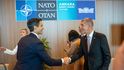 Summit NATO v Ankaře: Andrej Babiš s předsedou vlády Nizozemska Robem Jettenem (8. 7. 2026) Summit NATO v Ankaře: Andrej Babiš s předsedou vlády Nizozemska Robem Jettenem (8. 7. 2026)