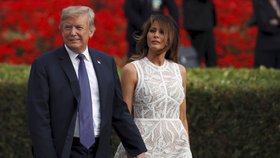 Donald Trump přicestoval na summit NATO v Bruselu i s manželkou Melanií