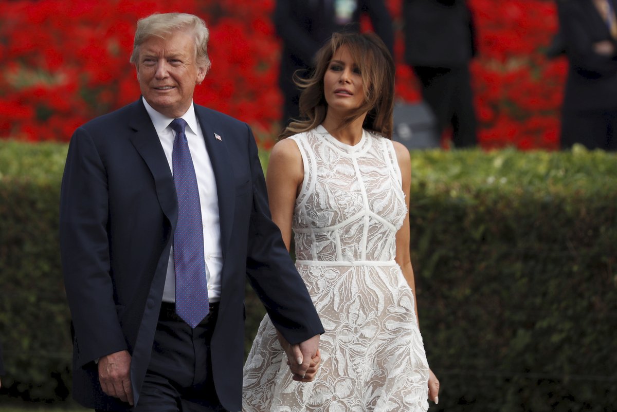 Donald Trump přicestoval na summit NATO v Bruselu i s manželkou Melanií