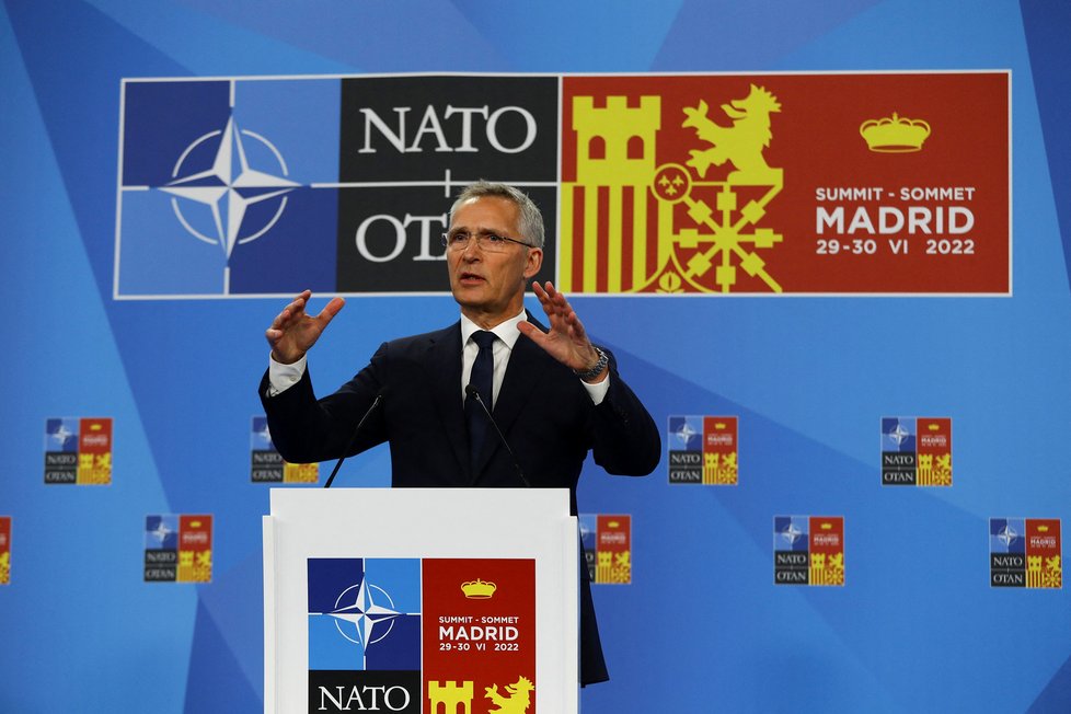 Jens Stoltenberg na summitu NATO v Madridu