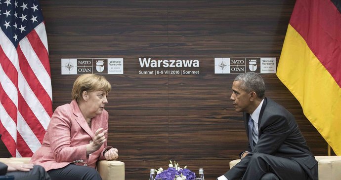 Summit NATO ve Varšavě, den II: Angela Merkelová a Barack Obama