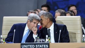 Summit NATO ve Varšavě: Kerry a Obama