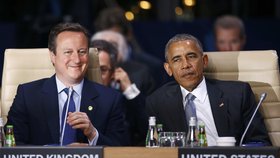 Summit NATO ve Varšavě, den II: David Cameron a Barack Obama