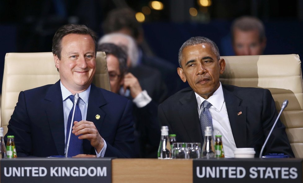 Summit NATO ve Varšavě, den II: David Cameron a Barack Obama