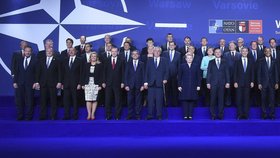 Summit NATO ve Varšavě: Společné foto