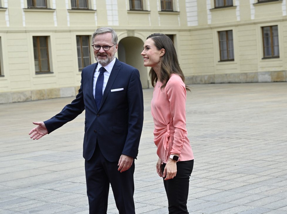 Supersummit v Praze: Petr Fiala a finská premiérka Sanna Marinová.