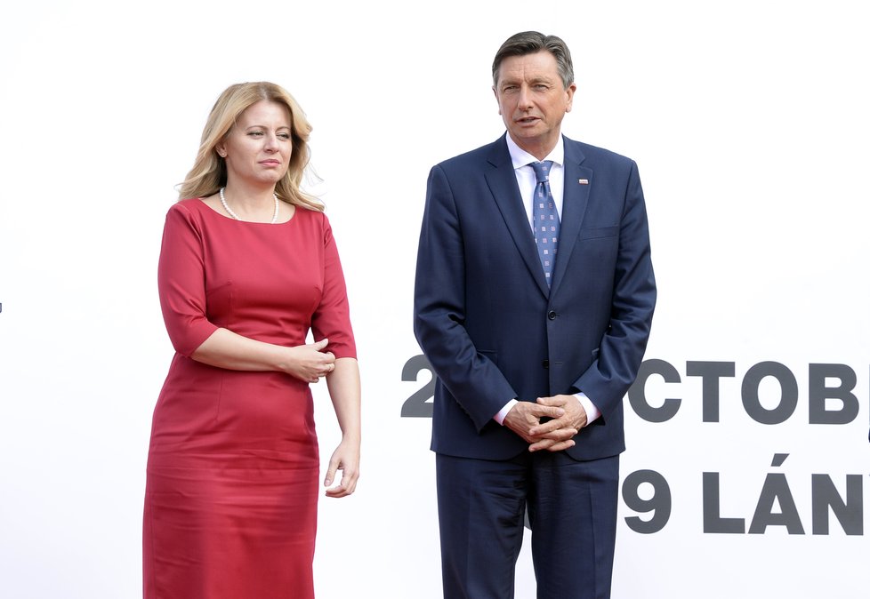 Summit V4 v Lánech: Zuzana Čaputová a Borut Pahor, prezidentka Slovenska a prezident Slovinska