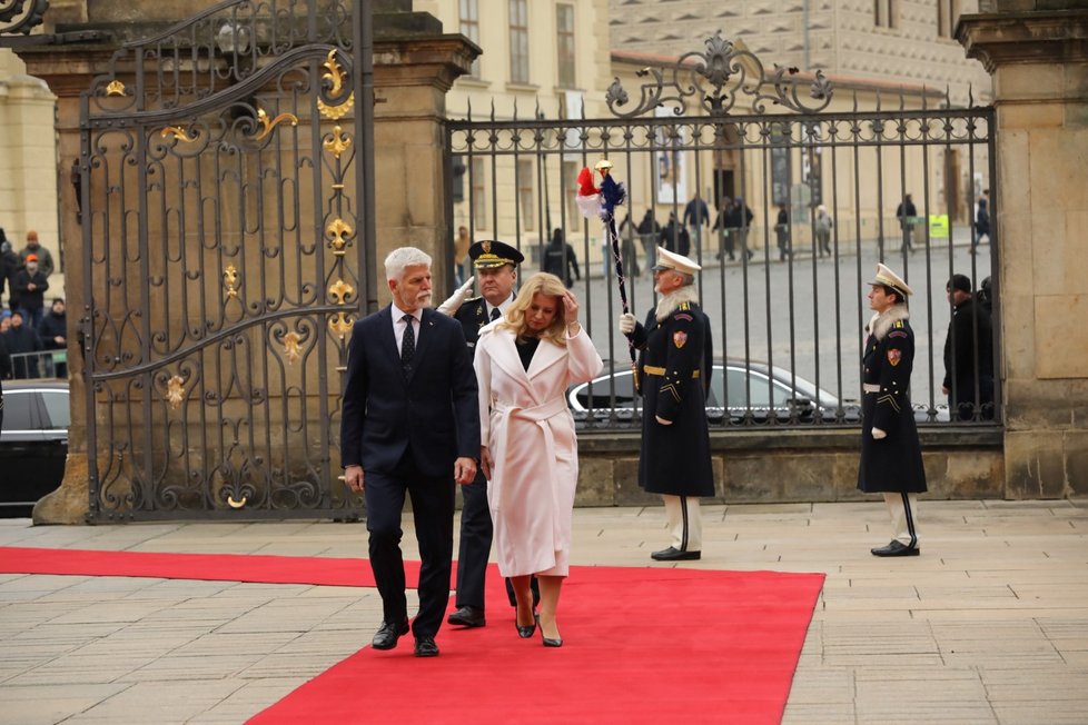 Na Pražském hradě se koná summit prezidentů zemí Visegrádské skupiny (22.11.2023).