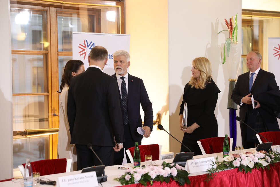 Tiskovka na závěr summitu prezidentů V4 na Pražském hradě (22.11.2023)