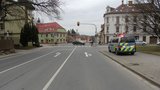 Řidič v Šumperku srazil cyklistku a ujel: Žena skončila v nemocnici