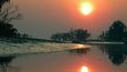 Největší toky na indické straně jsou Matla a Huglí. Ganga je také součástí delty, ale do moře se vlévá až v Bangladéši.