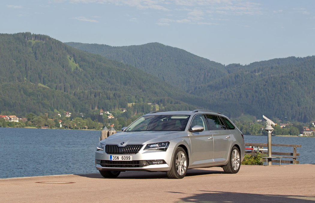 Škoda Superb