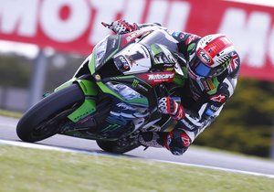 Trojnásobný mistr světa a vedoucí borec letošní sezóny WorldSBK Jonathan Rea bude 25. a 26. dubna trénovat na Masarykově okruhu.