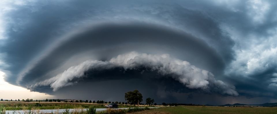 Supercela je nádherné, ale nebezpečné divadlo