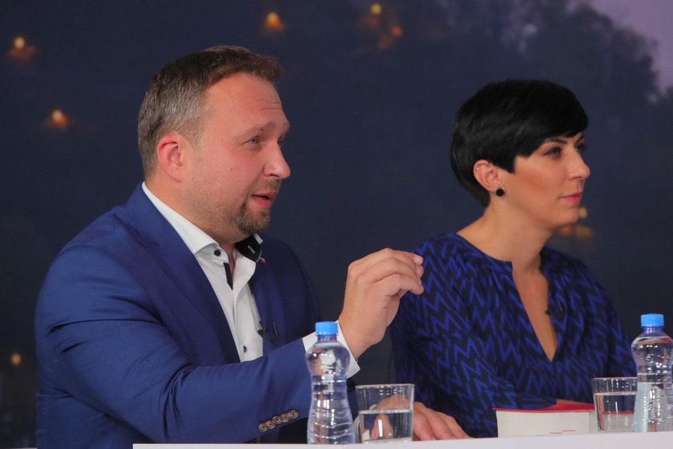 Superdebata Blesku (7. 10. 2021): Marian Jurečka (KDU-ČSL) a Markéta Pekarová Adamová (TOP 09)