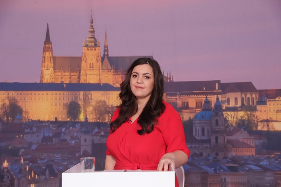 Prezidentská superdebata Blesku:  Moderátorka Vera Renovica (3.1.2023)