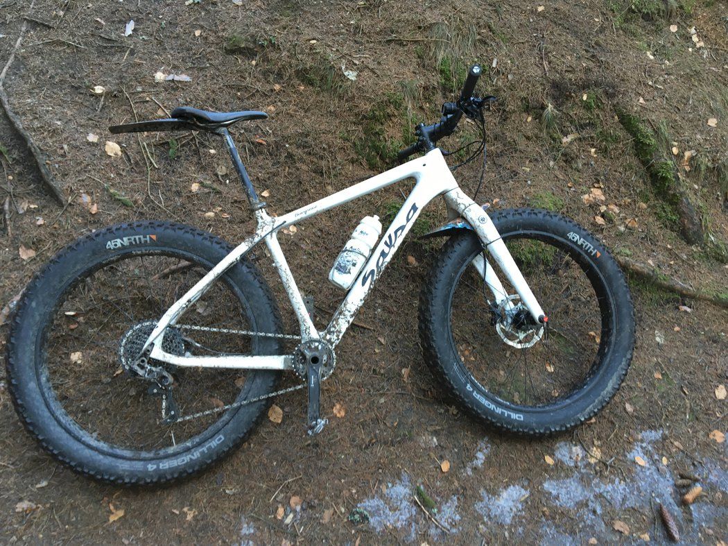 fatbike - horské kolo s extrémně širokými plášti