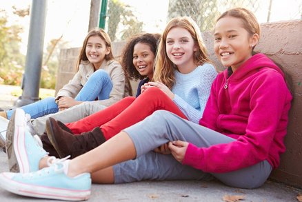 Co musíte vědět o světě teenagerů, než začnete zakazovat, vyhrožovat nebo křičet?