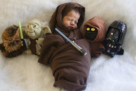 Řekli jí, že už nebude mít dítě. Ale narodil se malý bojovník Jedi!