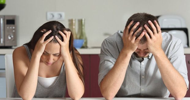 Rodičovské vyhoření ničí manželství. Jak si zachránit vztah? 