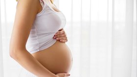 Pozor na opar v těhotenství! Může zkomplikovat porod a ohrozit dítě!